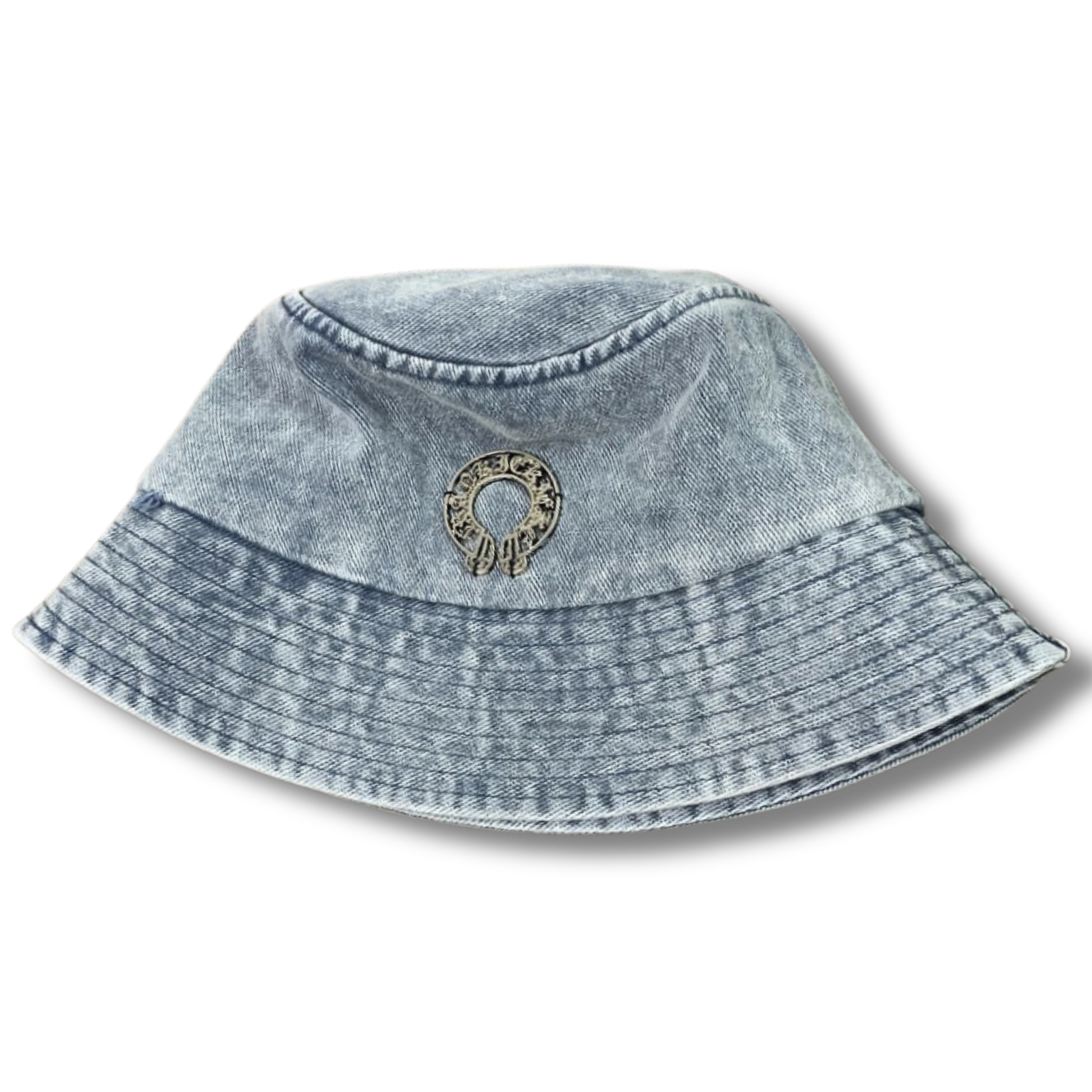 C Heart bucket hat light blue